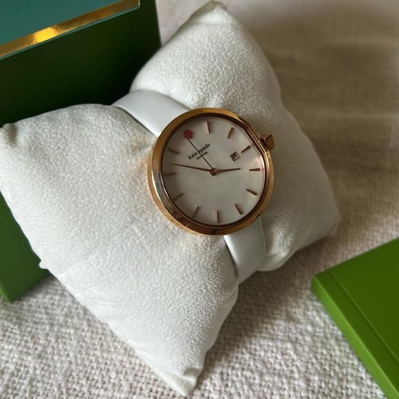 Kate Spade women's watch - Picture 7 of 7